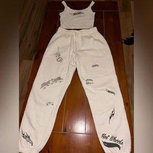 two piece hot wheels lounge set